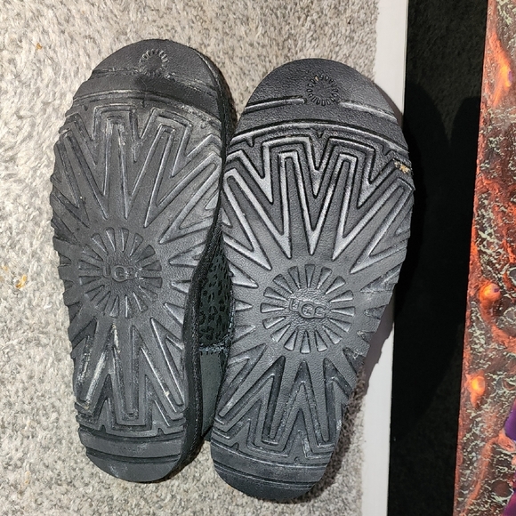 UGG Black Sparkle Leopard Print Unltra Mini Ugg Boots Size 6 - Picture 10 of 12